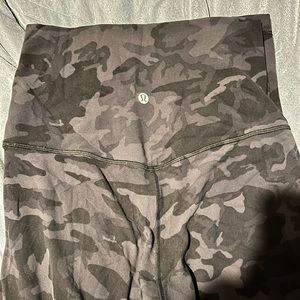 Lululemon align leggings size 6. Black/gray camo. Moderate pilling. 28” length